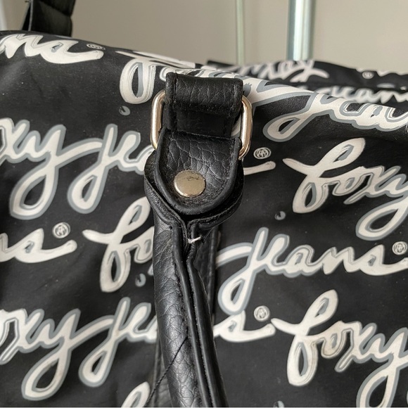 Small duffel bag - Picture 3 of 16